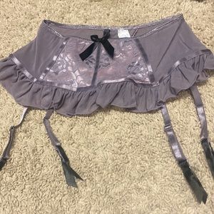 Size Small Garter Belt
